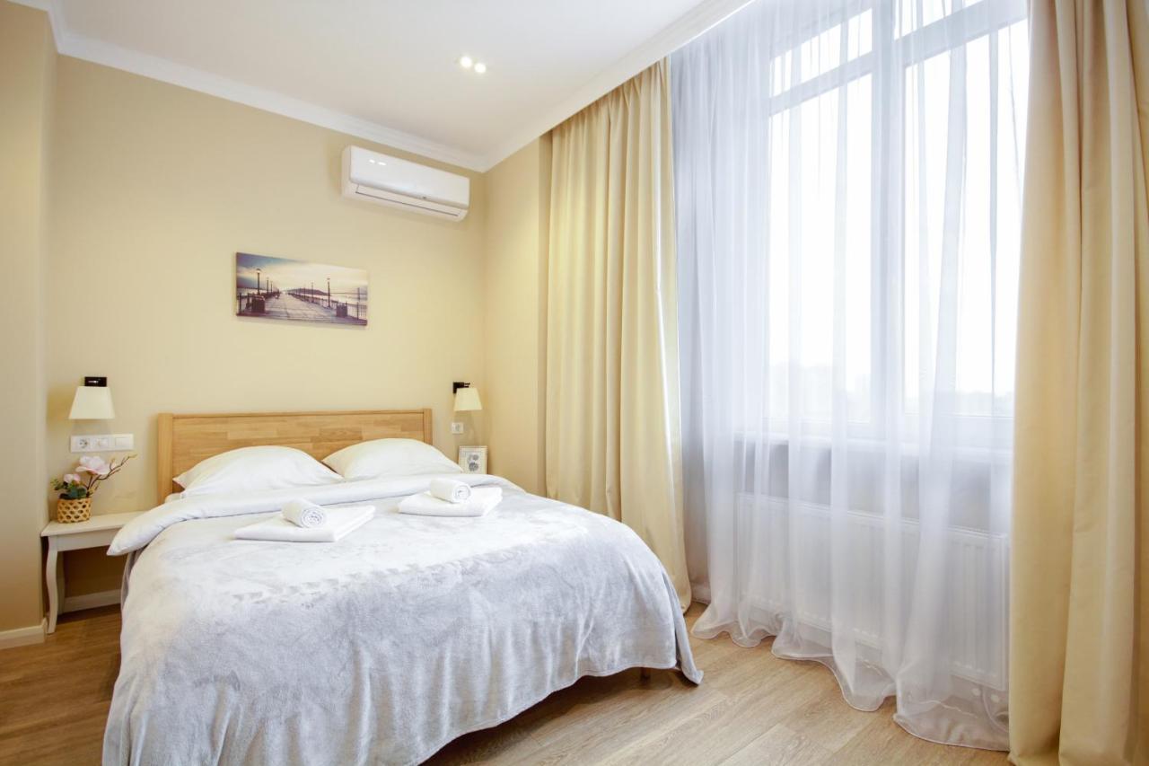 Gagarin Plaza Apartment Odesa Exterior photo
