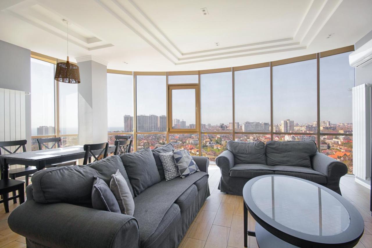 Gagarin Plaza Apartment Odesa Exterior photo