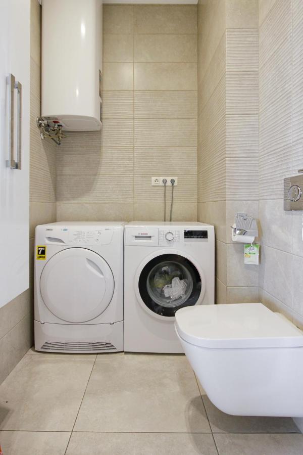 Gagarin Plaza Apartment Odesa Exterior photo